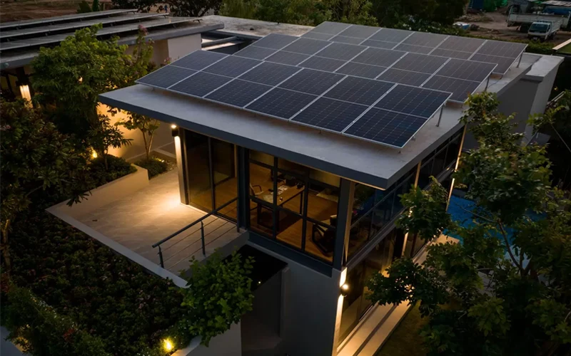 اجرای نیروگاه خورشیدی برای ویلا